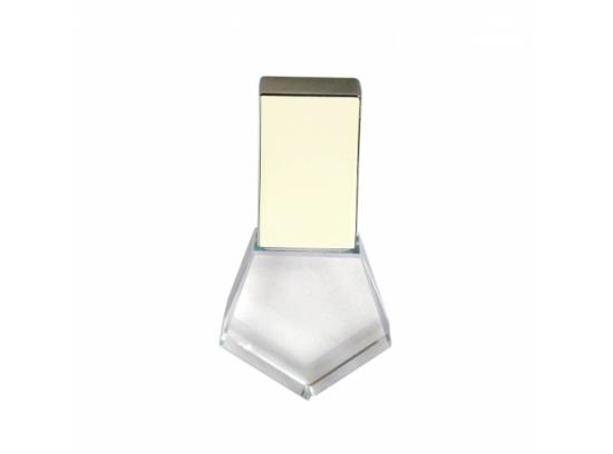 Üçgen Şeklinde Kapaklı USB Bellek
